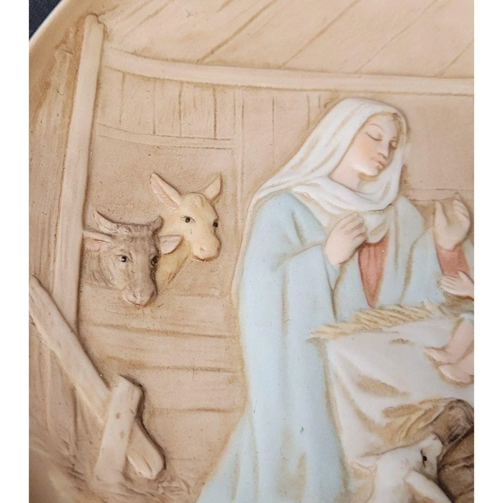 Homco Nativity Scene Plate #5102 3D Raised Nativity Scene w/ Jesus Mary Joseph